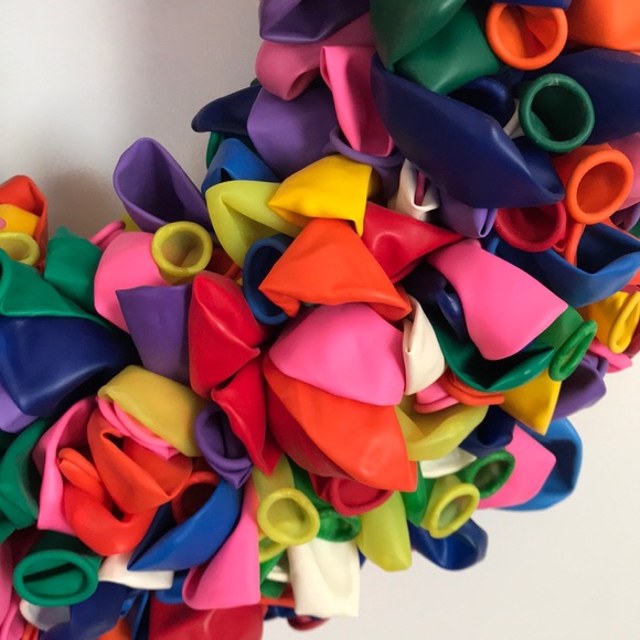 Party Wreath - Picture 2 of 2